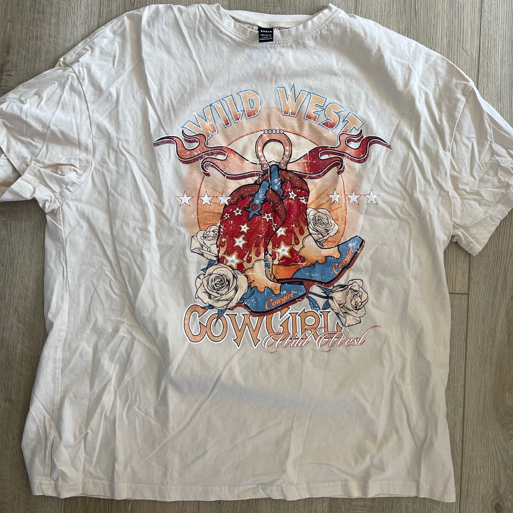 COWGIRL T SHIRT